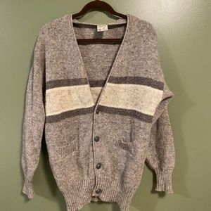 Like NEW Vintage Hilda Ltd. Cardigan sweater wool Large L Iceland grey gray